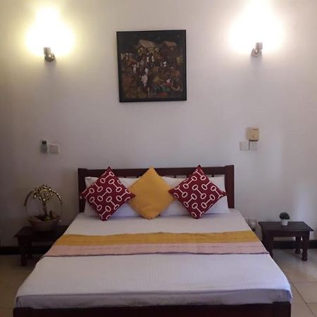 Chelsea Villa Bnb Colombo Exterior foto